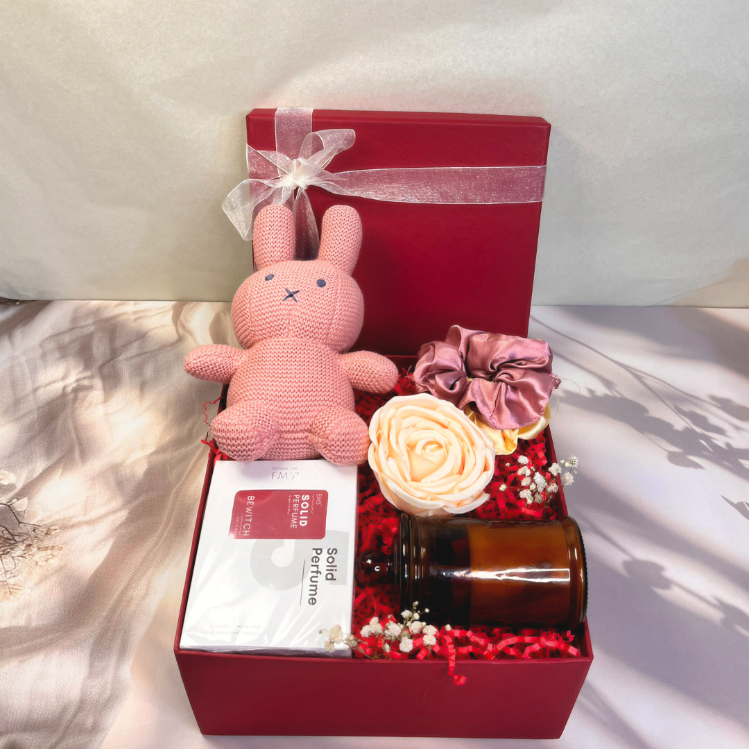Snuggle and Sparkle Gift Hamper