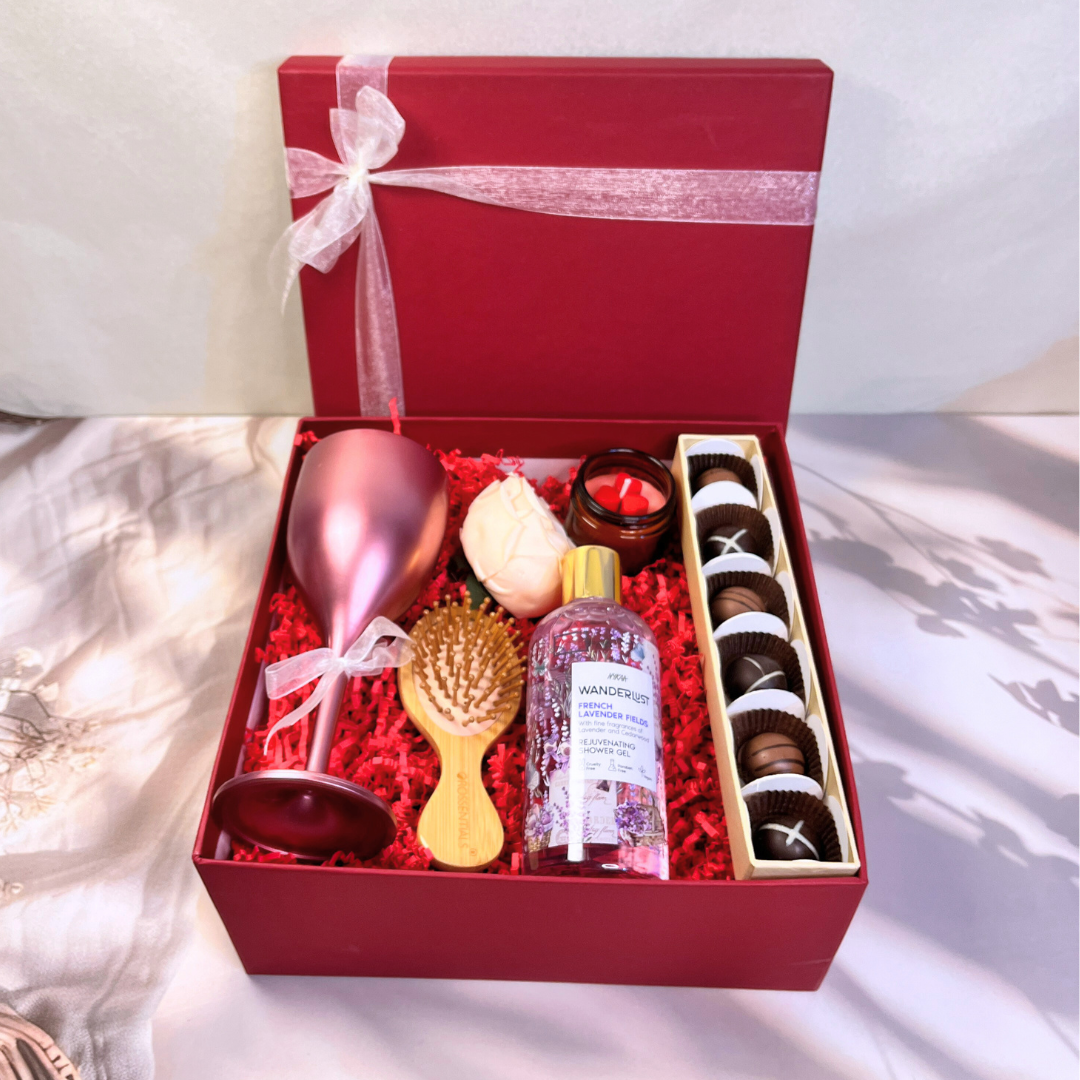 Lilac Elegance Valentine Hamper
