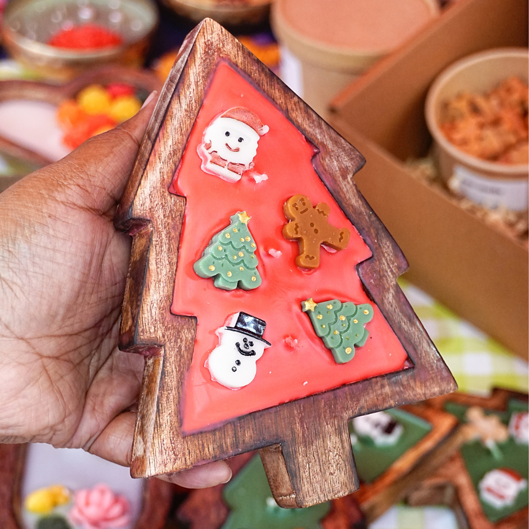 Christmas Wooden Tree-at!